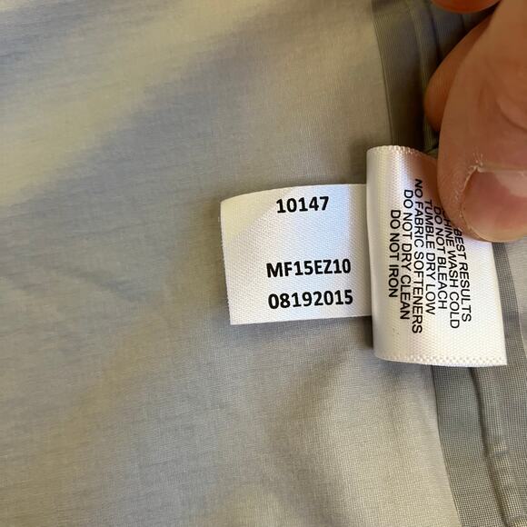 Peter Millar Mens Sz Large E4 Water Windbreaker Golf Jacket with Logo Grey - Picture 16 of 16